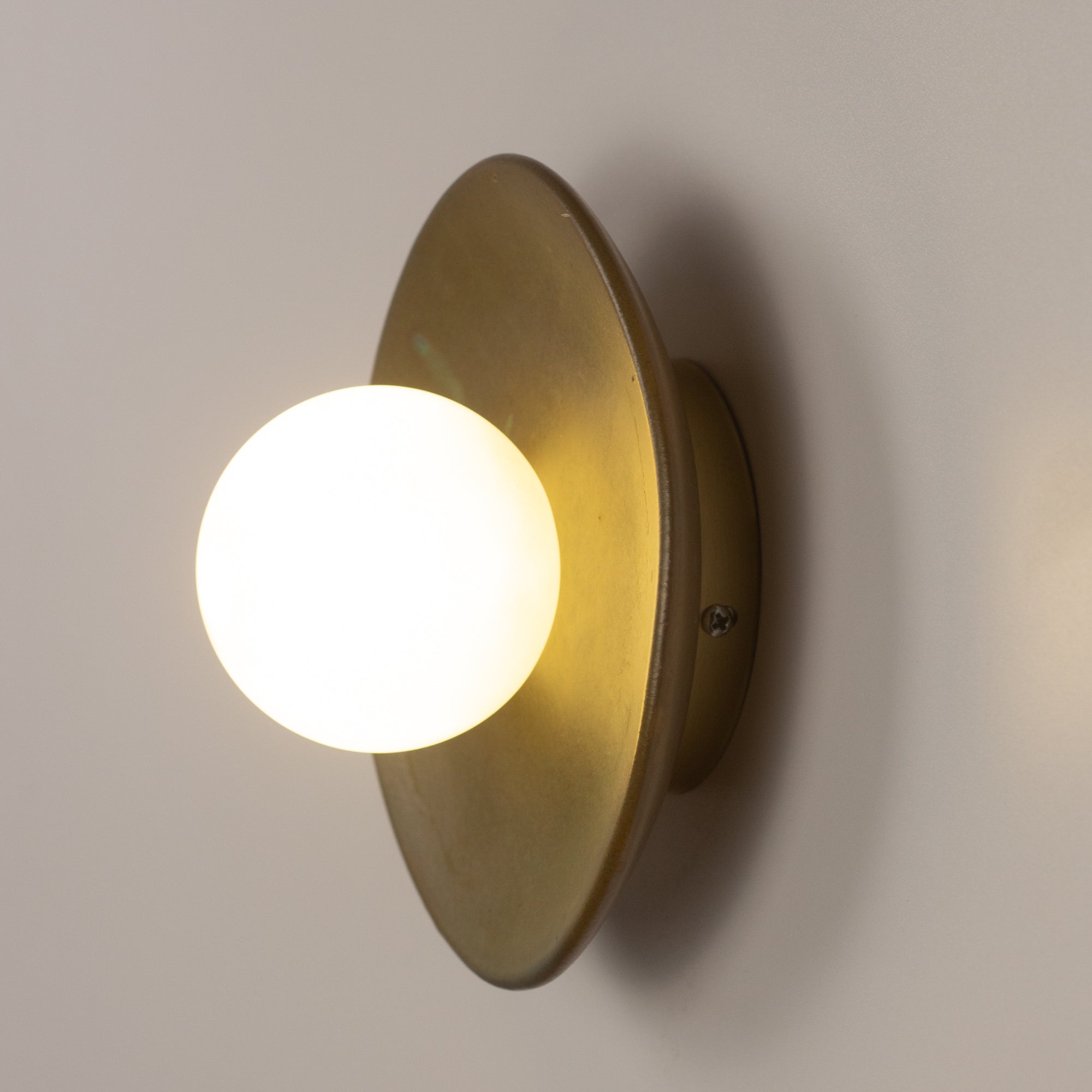 Robabikia Clay Wall Lamp