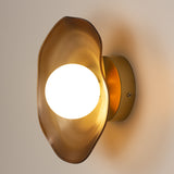 Kharroub Glass Wall Lamp (M)