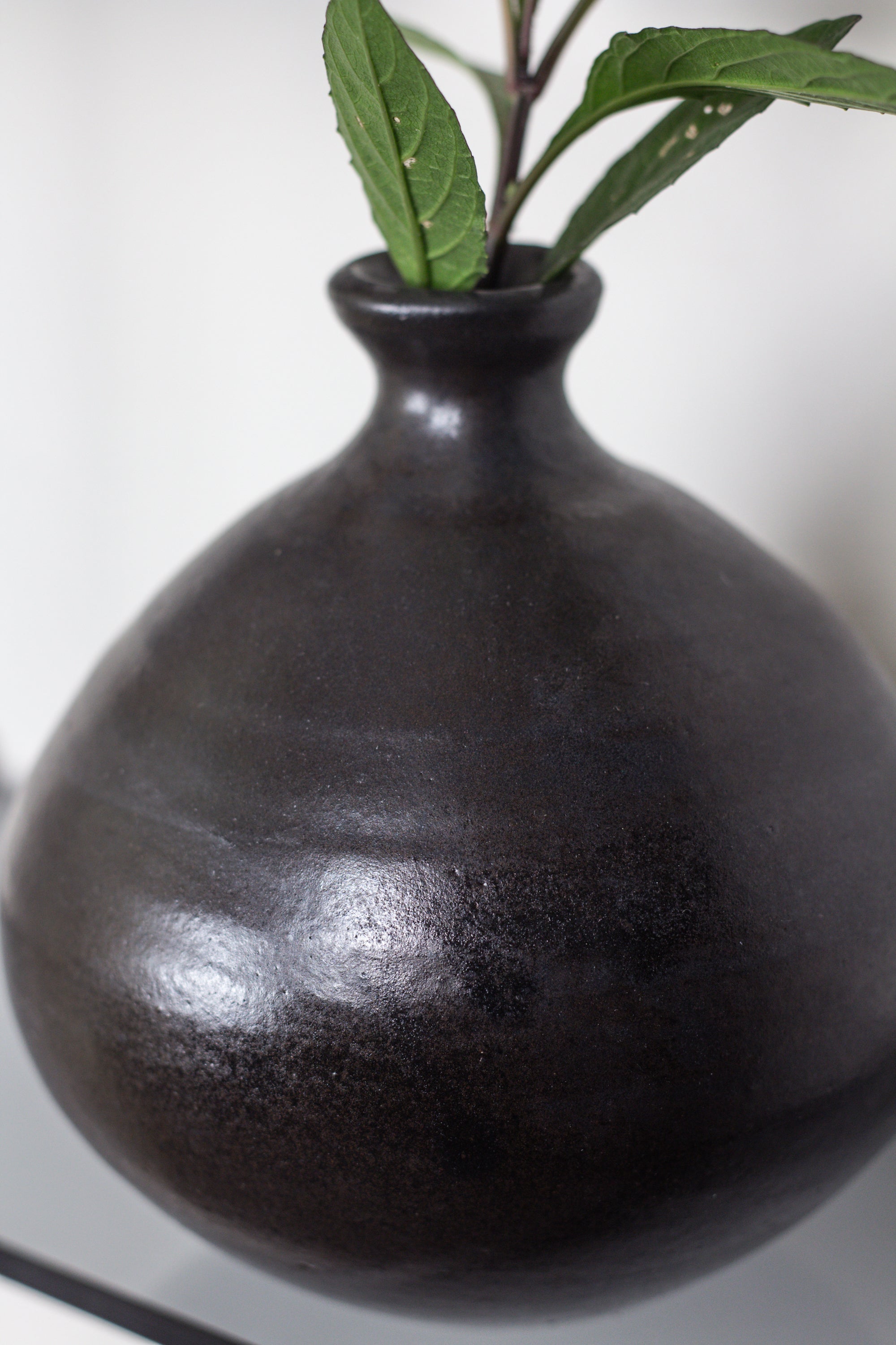 Mini Zuhariya Clay Vase